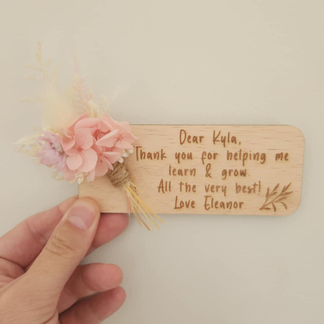 Everlasting Posy Plaque